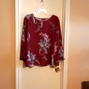 DG2 blouse 2X round neck top